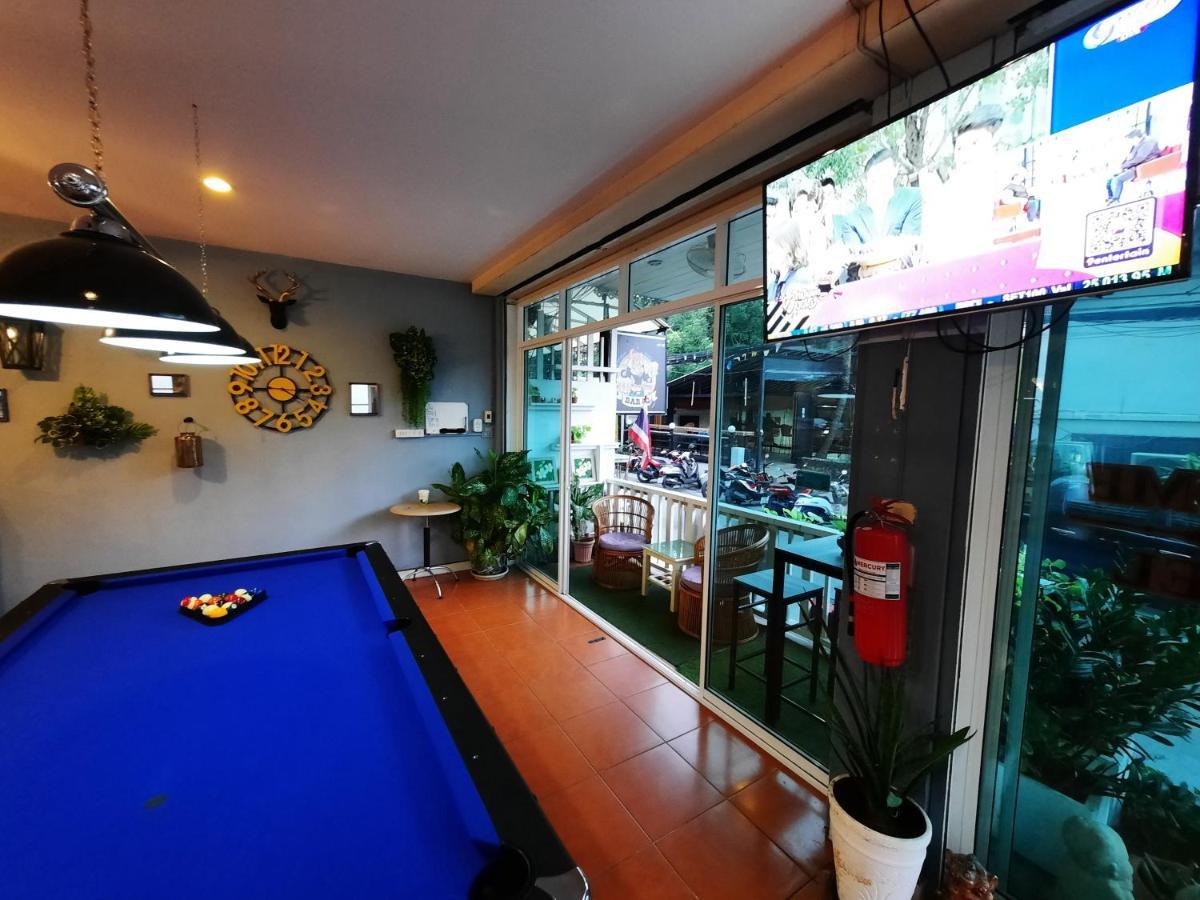 At Home Hotel HHQ Exterior foto